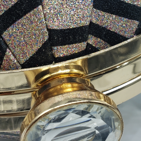 Ball Shaped Satchel in Zebra Sparkle - Picture 3 of 4